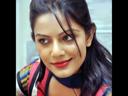 Sofeeya are best escorts services model