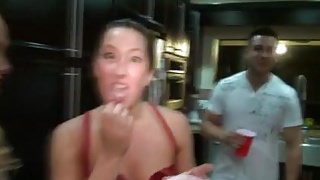 College Sex Party – Fuck Valentines Day