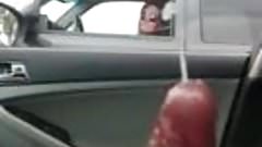 Car dickflash with cum! Im Auto beim Fahren gewichst